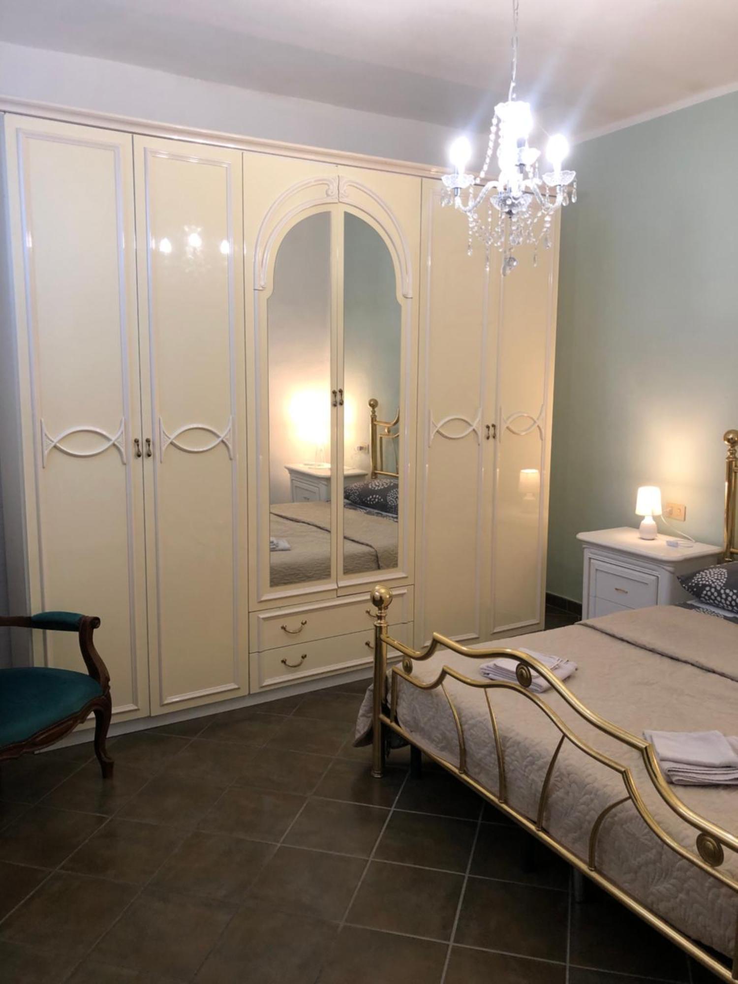 Il Vicolo Apartment Buti Luaran gambar
